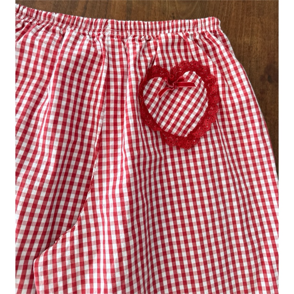 EUC Vinyl Threads Cherry Red Ruffle Heart Gingham Boxer Graphic Pull-On Pants - Picture 5 of 9